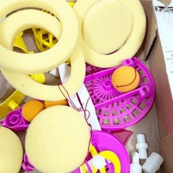 Vintage Nickelodeon Double Dare Skill Action Game Counted & Complete - Picture 10 of 11